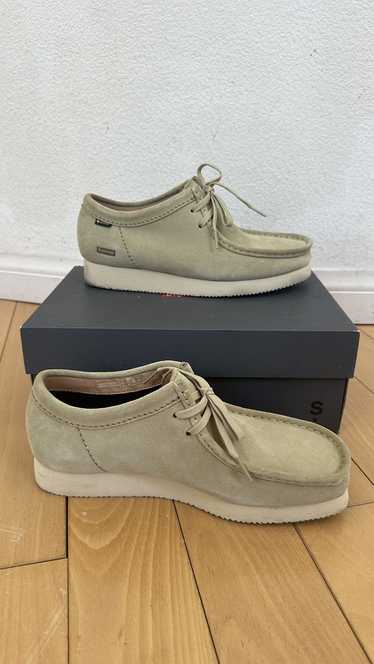 Clarks × Supreme Supreme Clarks Gore-Tex Wallabee