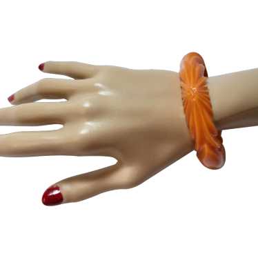 Lovely Carved Apricot Bakelite Bangle Bracelet