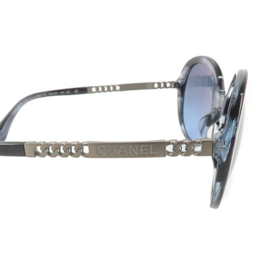 CHANEL Plastic Metal Chain Motif Sunglasses 56□20… - image 5