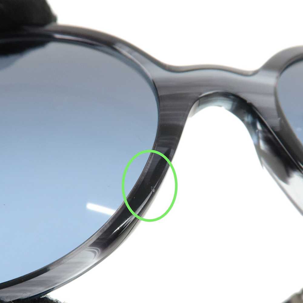 CHANEL Plastic Metal Chain Motif Sunglasses 56□20… - image 9