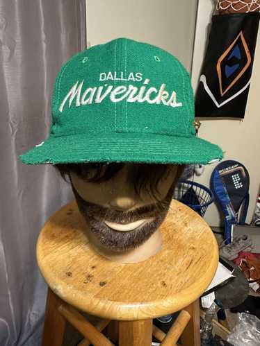 Vintage deals NBA Dallas Mavericks Sports Specialties Script Basketball Snapback Hat