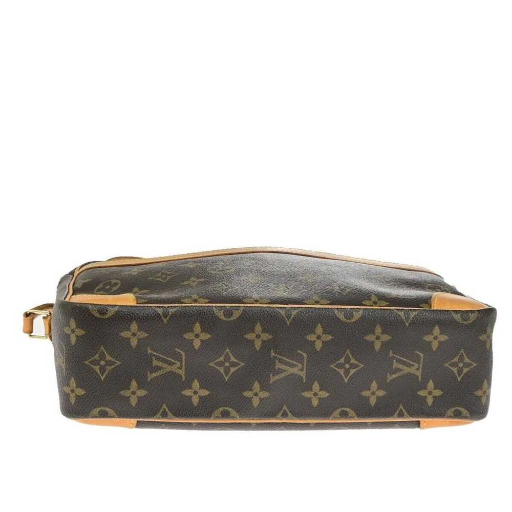 Louis Vuitton Trocadéro cloth handbag - image 3