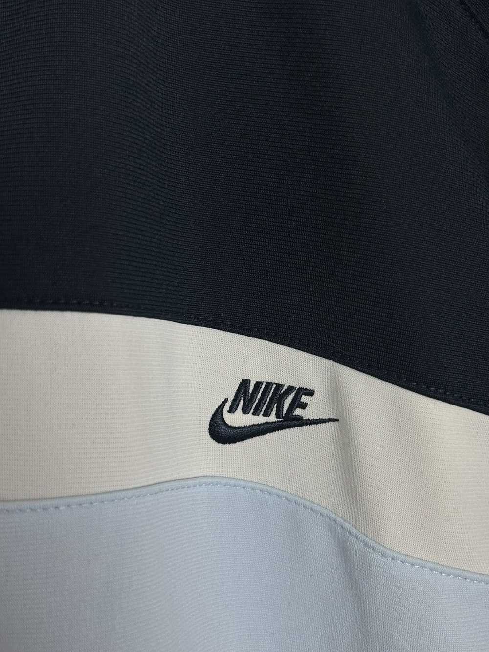 Nike × Vintage 00s Vintage Nike Sportswear Zipped… - image 3