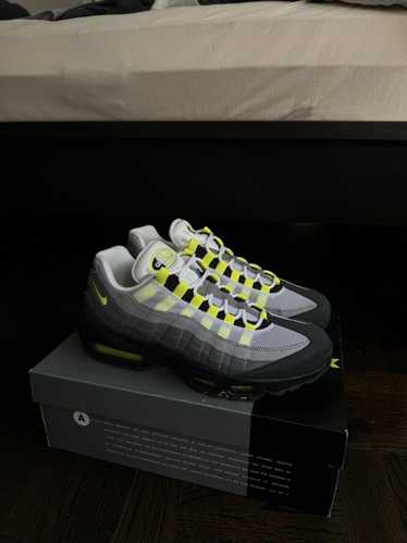Nike Nike Air Max 95 OG Neon