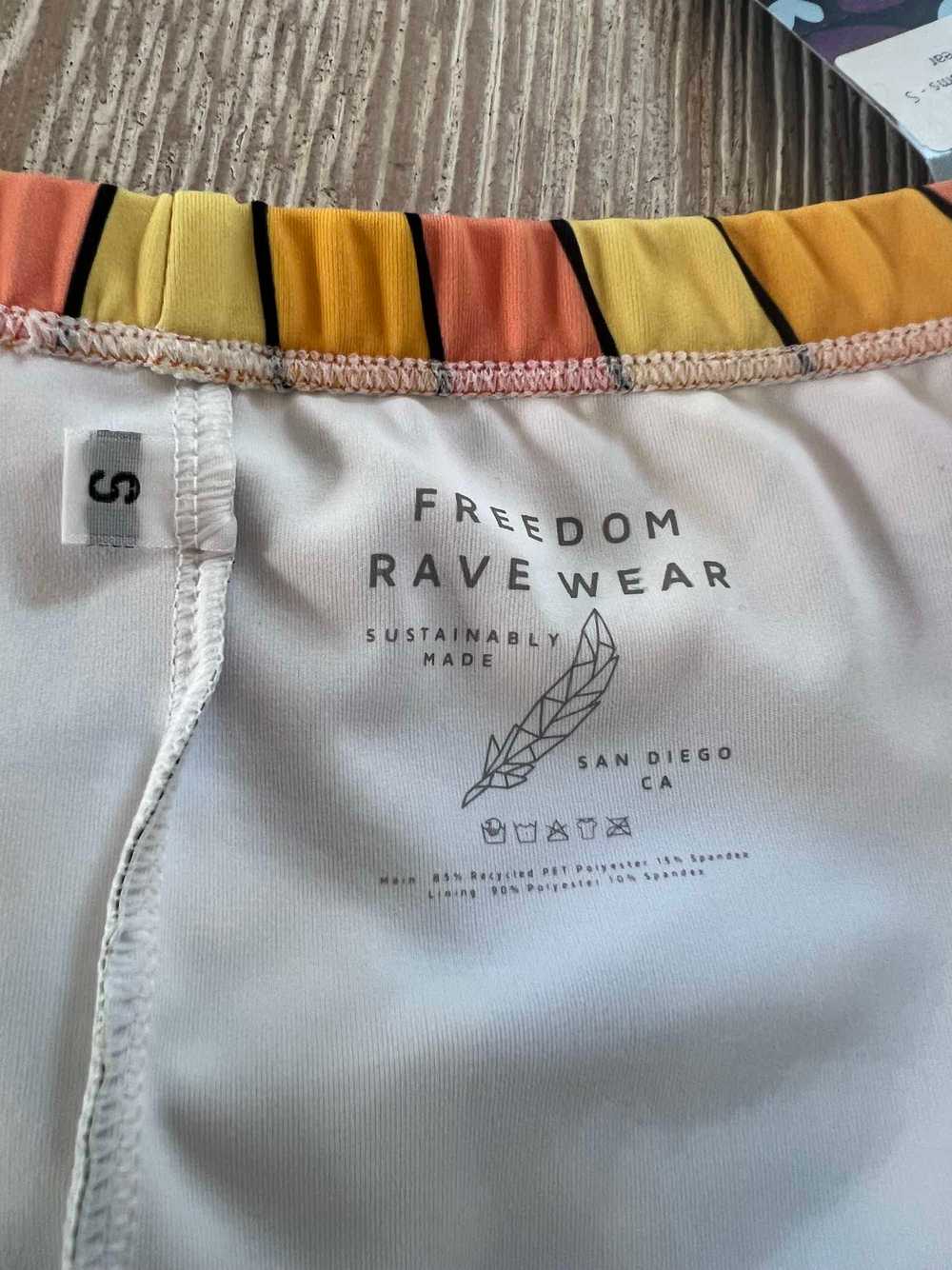 Freedom Rave Wear Grove high waisted bottoms - image 4