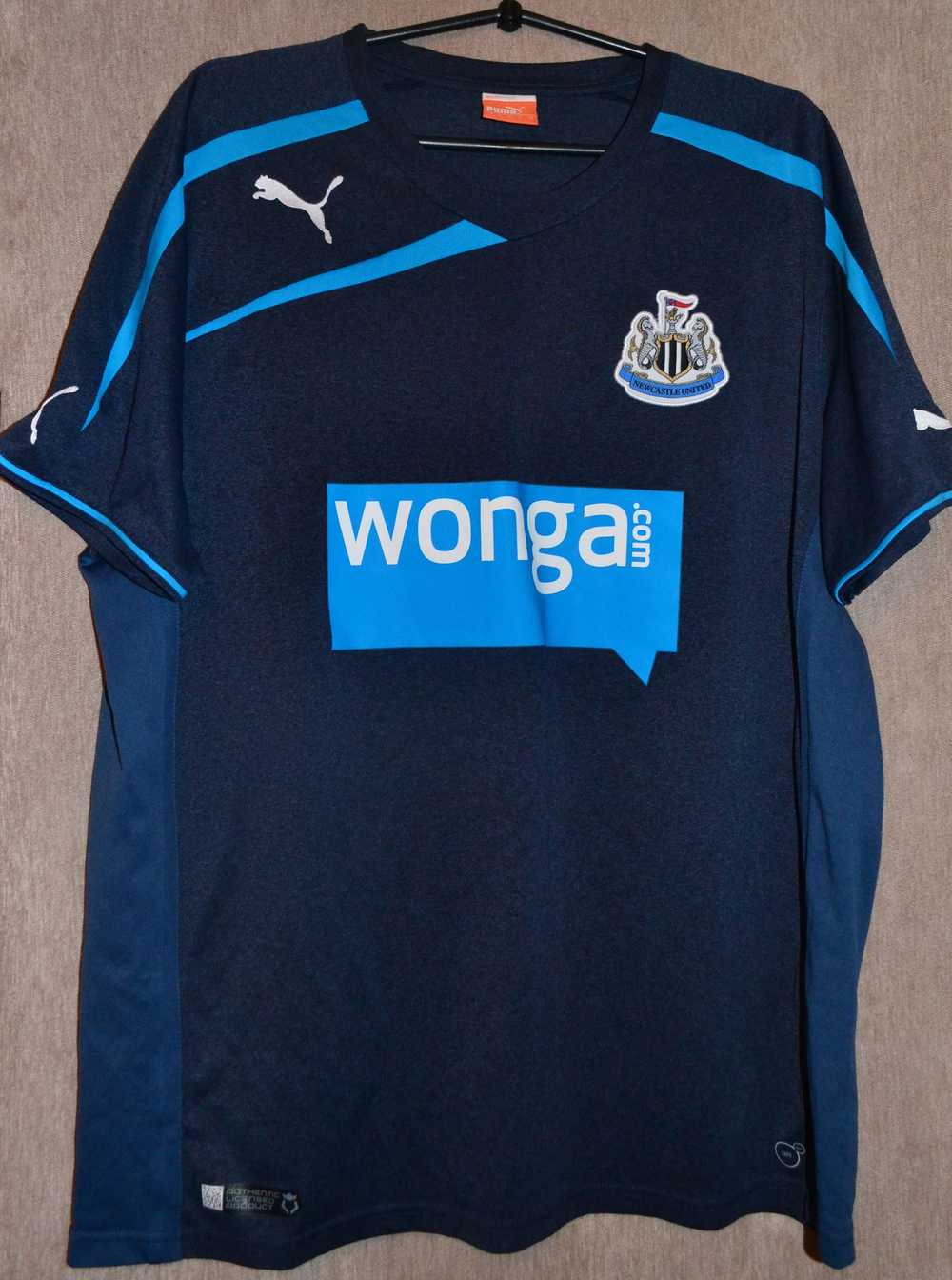 BLOKE × Puma × Soccer Jersey Newcastle FC 2013 20… - image 1