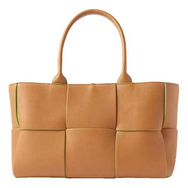 Bottega Veneta Arco leather tote