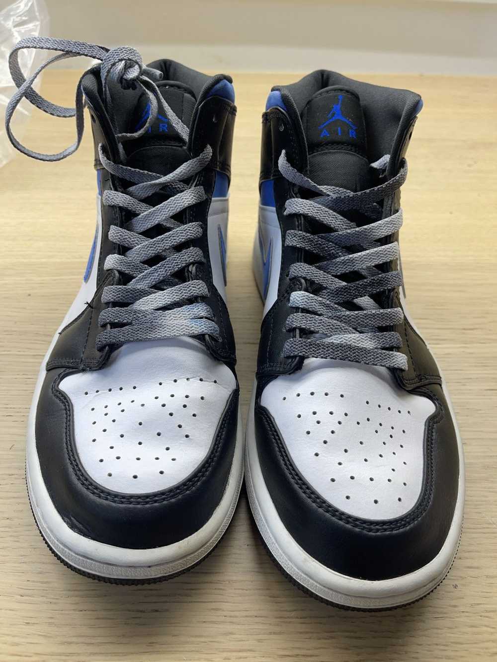 Jordan Brand × Nike Size 9.5 - Air Jordan 1 Mid R… - image 4