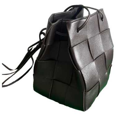 Bottega Veneta Cassette Bucket leather handbag