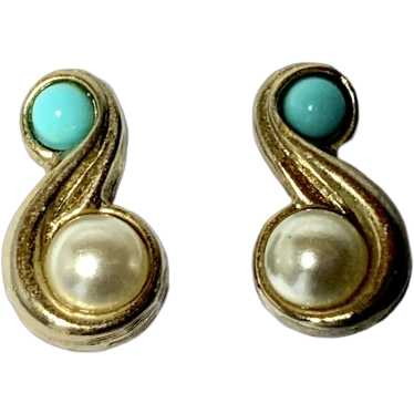 Dainty Silver Tone Clip On Earrings Avon Faux Pea… - image 1