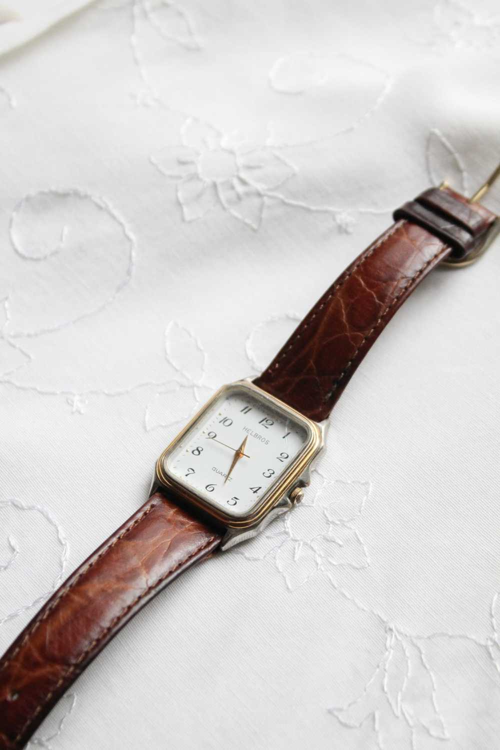leather band vintage watch - image 1