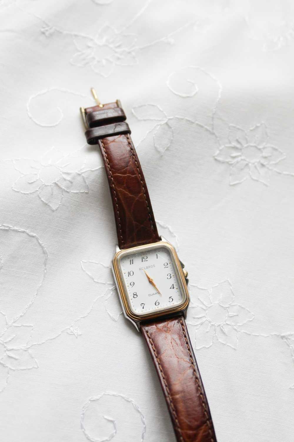 leather band vintage watch - image 2
