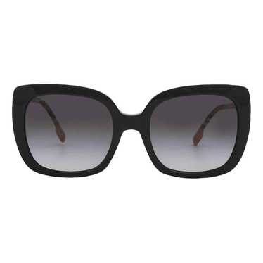 Burberry Aviator sunglasses