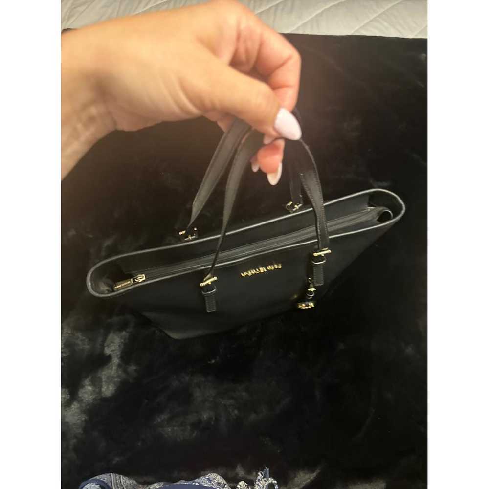 Michael Kors Jet Set leather purse - image 5