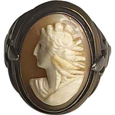 Vintage Hand Carved Cameo Ring - image 1