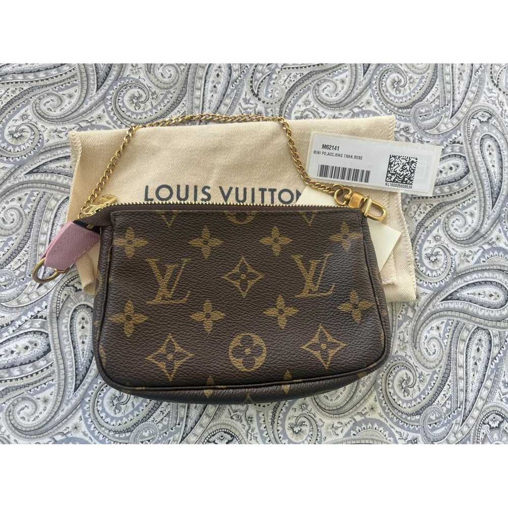 Louis Vuitton Pochette Accessoire leather mini bag - image 2