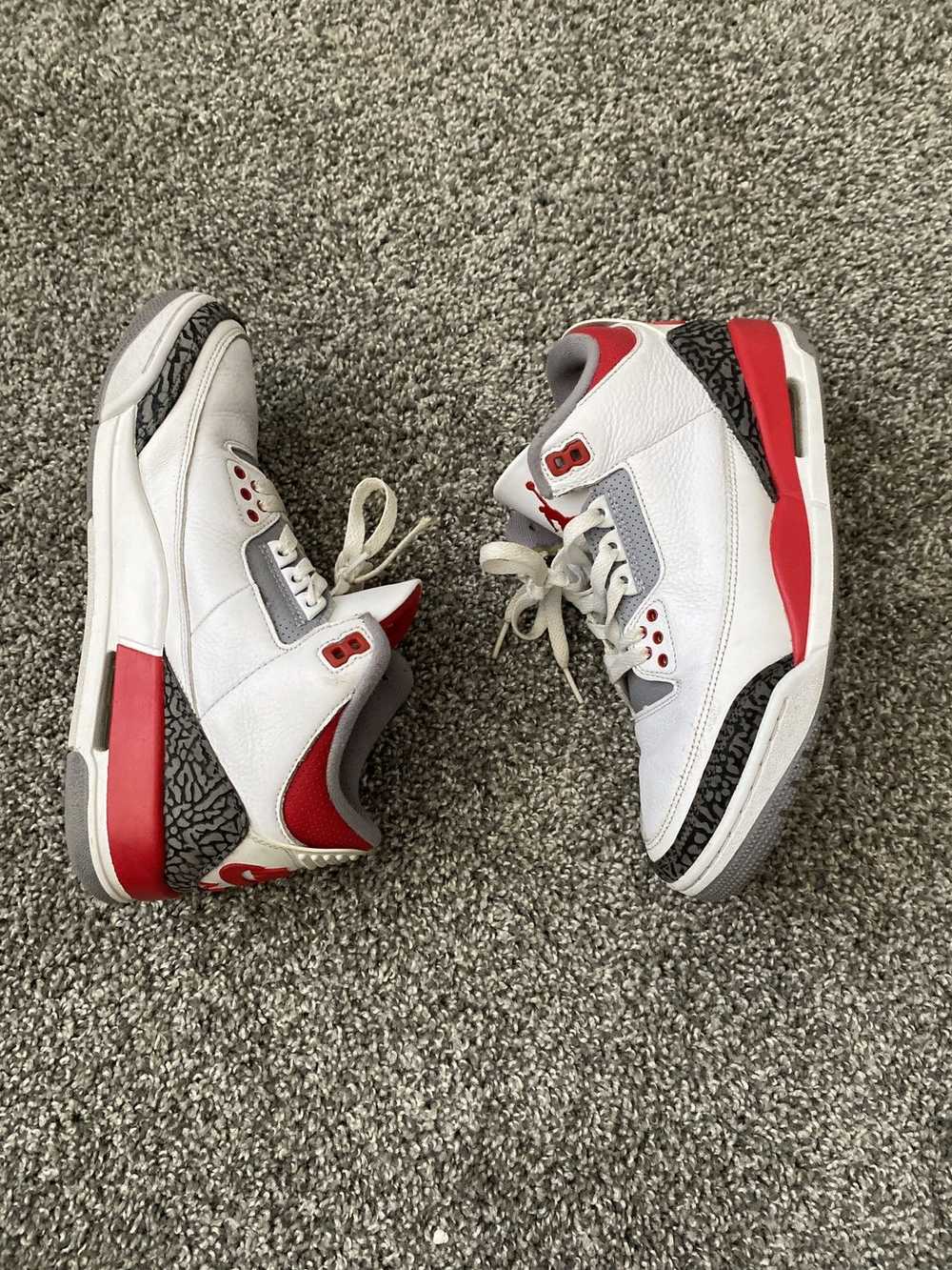 Jordan Brand Size 8 - Jordan 3 Retro Mid Fire Red - image 2
