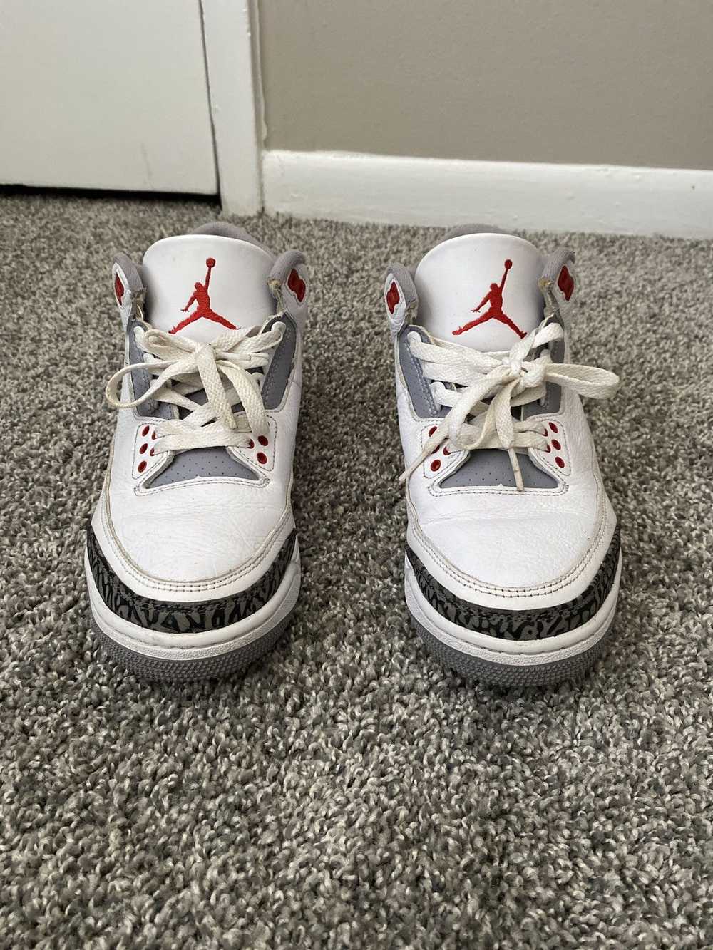 Jordan Brand Size 8 - Jordan 3 Retro Mid Fire Red - image 4