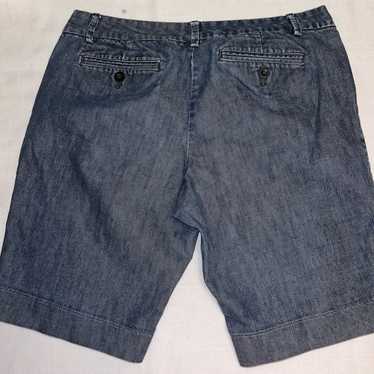 Gap Women's Gap Denim Shorts Size 10 Blue - image 1