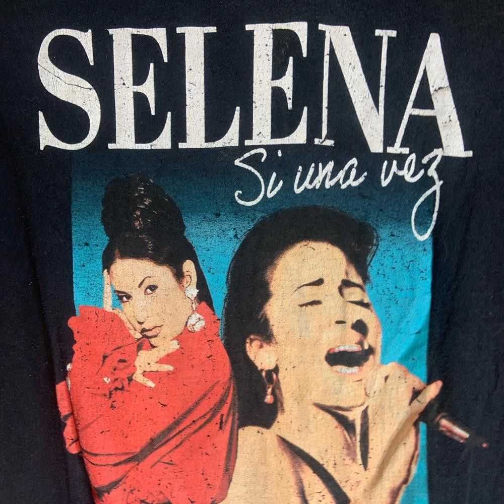 Designer Selena medium black graphic preowned T-s… - image 1