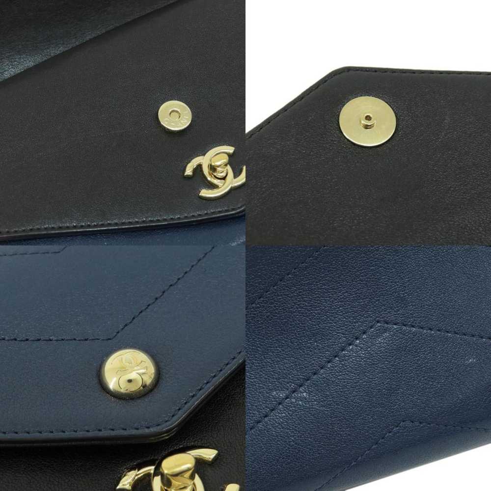Chanel Chanel V-stitch Coco Mark Body Bag Calfski… - image 7