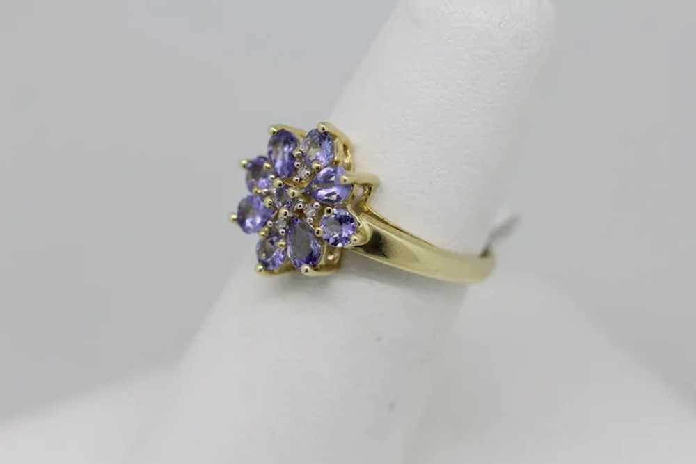 14k Yellow Gold Purple Stone Cluster Ring - Size 6 - image 2