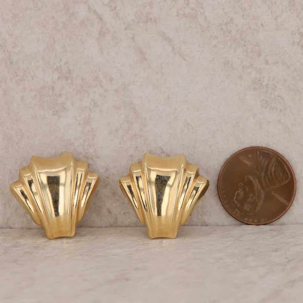 14k Yellow Gold Non Pierced Shell Earrings 6.1g - image 6