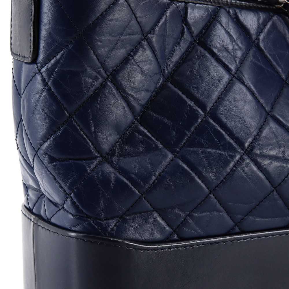 CHANEL Gabrielle Hobo Quilted Aged Calfskin Medium - image 7