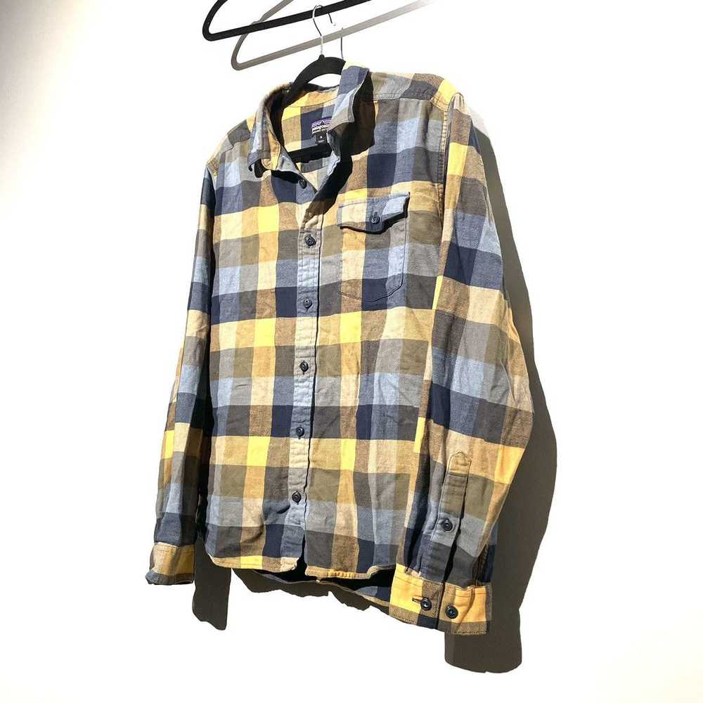 Patagonia Vintage Blue/Yellow Plaid Patagonia But… - image 2