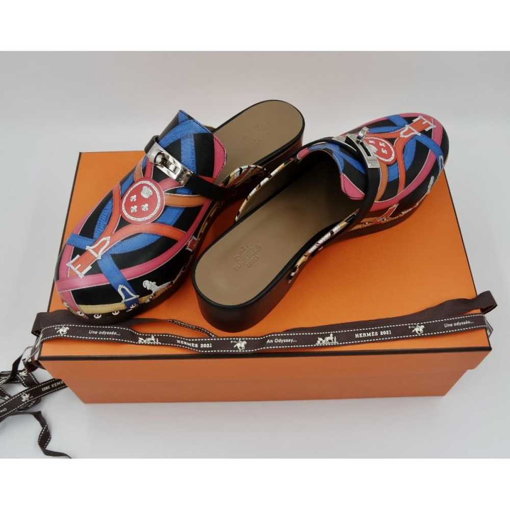 Hermès Carlotta leather mules & clogs - image 7