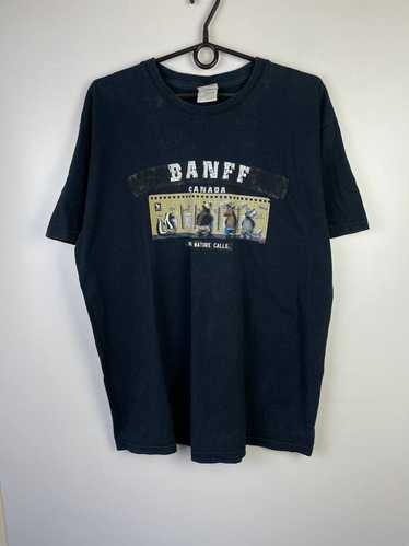 Streetwear × Vintage Banff Canada Crazy vintage t-