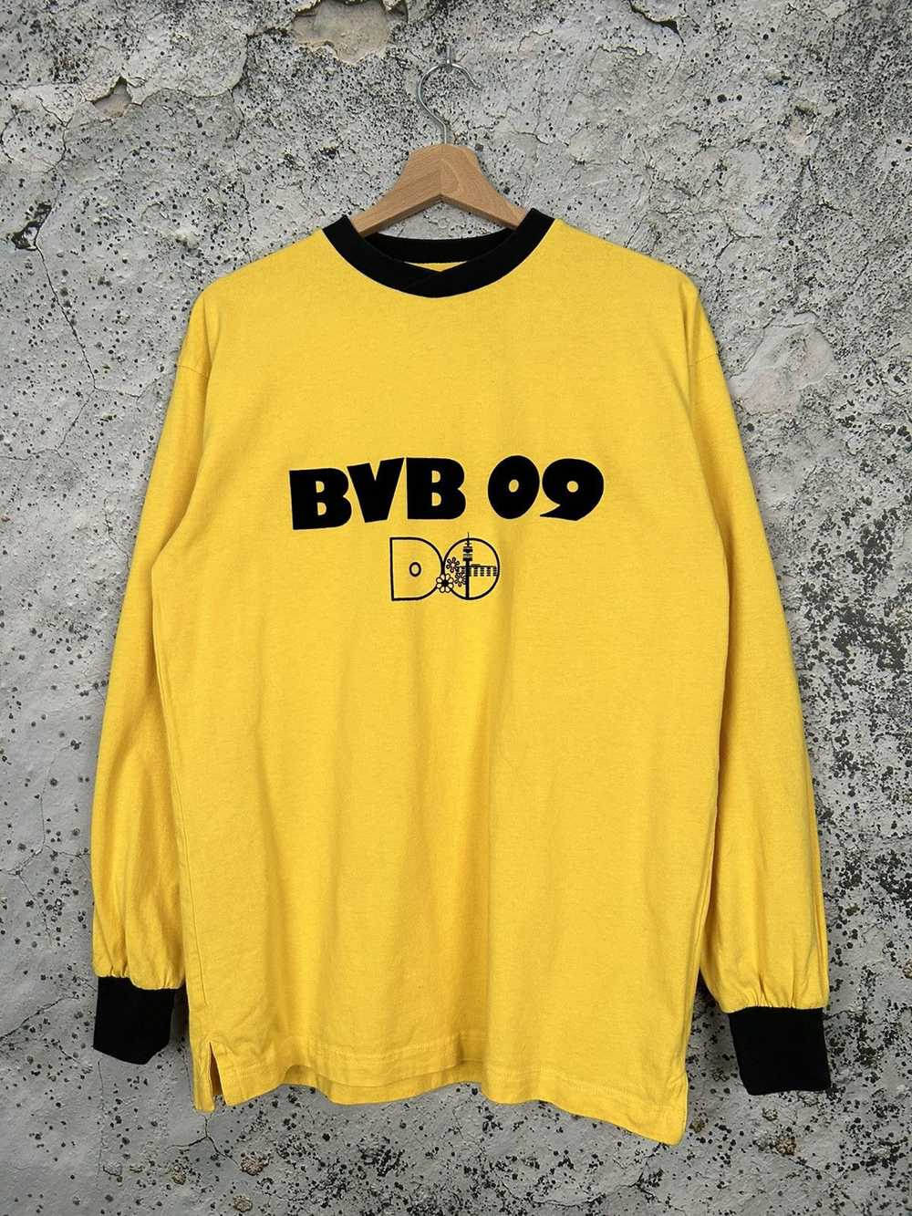 Soccer Jersey × Streetwear × Vintage Vintage BVB … - image 1