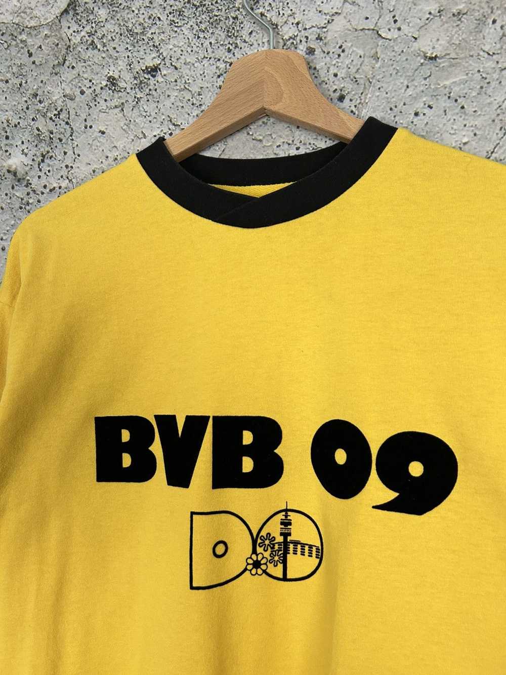 Soccer Jersey × Streetwear × Vintage Vintage BVB … - image 3