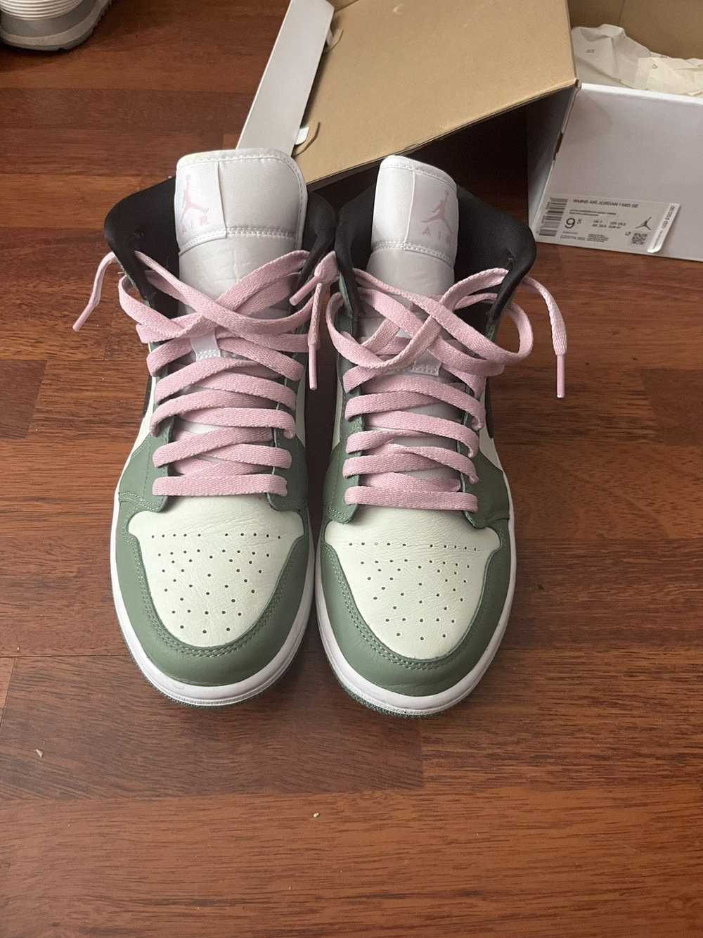 Jordan Brand Wmns air Jordan 1 mid se Dutch green - image 4