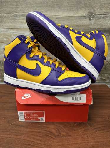 Nike Dunk high Lakers Size 9