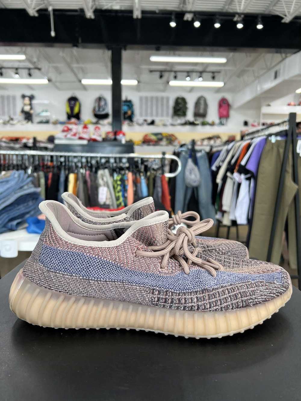 Adidas Adidas Yeezy 350 V2 Fade Sz. 10 (2020) - image 6