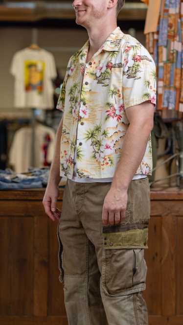 Medium Pacific Legend Hawaiian Button Shirt - image 1