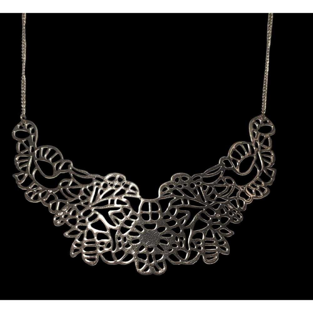 Other Elegant Floral Gold Cutout Necklace - image 2