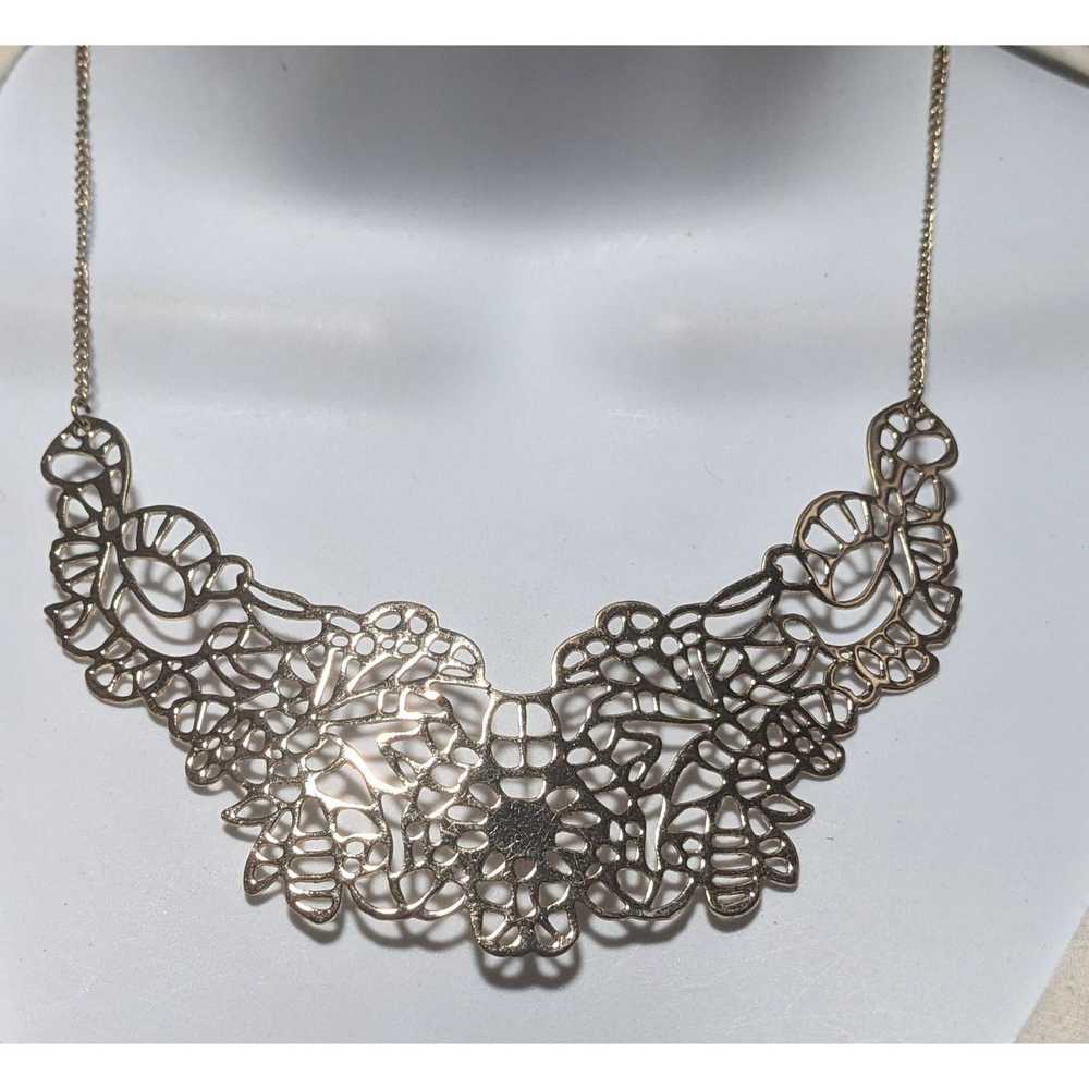 Other Elegant Floral Gold Cutout Necklace - image 6