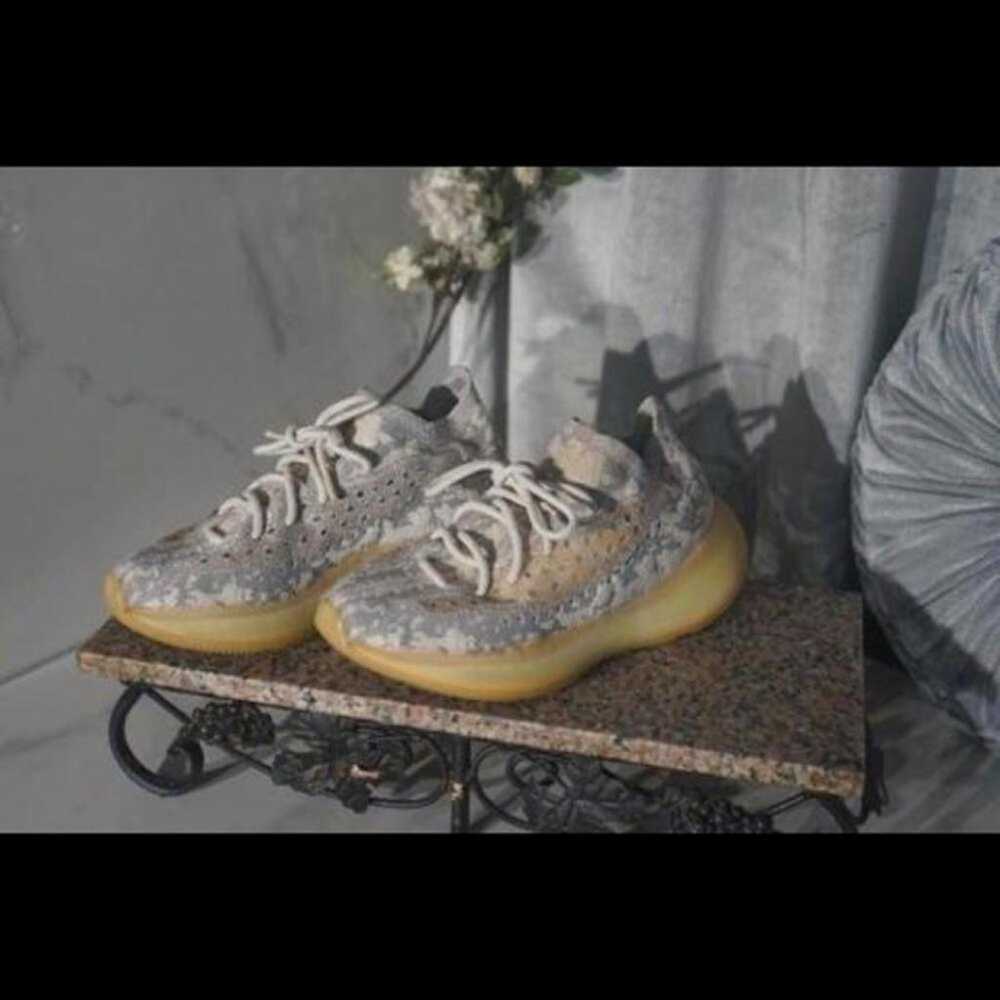 Yeezy x Adidas Cloth low trainers - image 3
