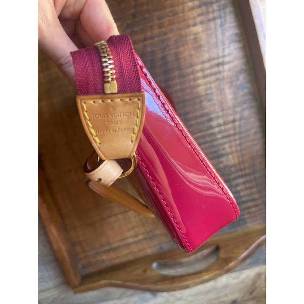 Louis Vuitton Patent leather purse - image 3