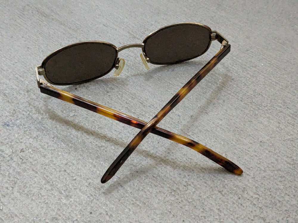 Gucci × Streetwear × Vintage Gucci Sunglasses GG1… - image 11