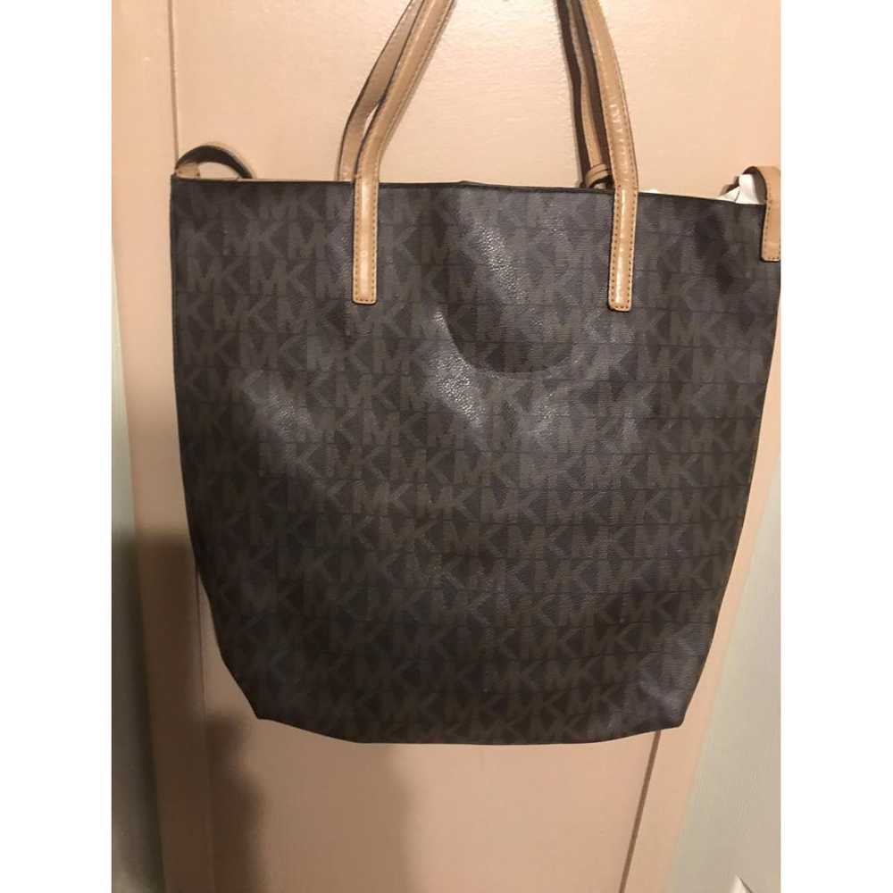 Michael Kors Leather tote - image 3