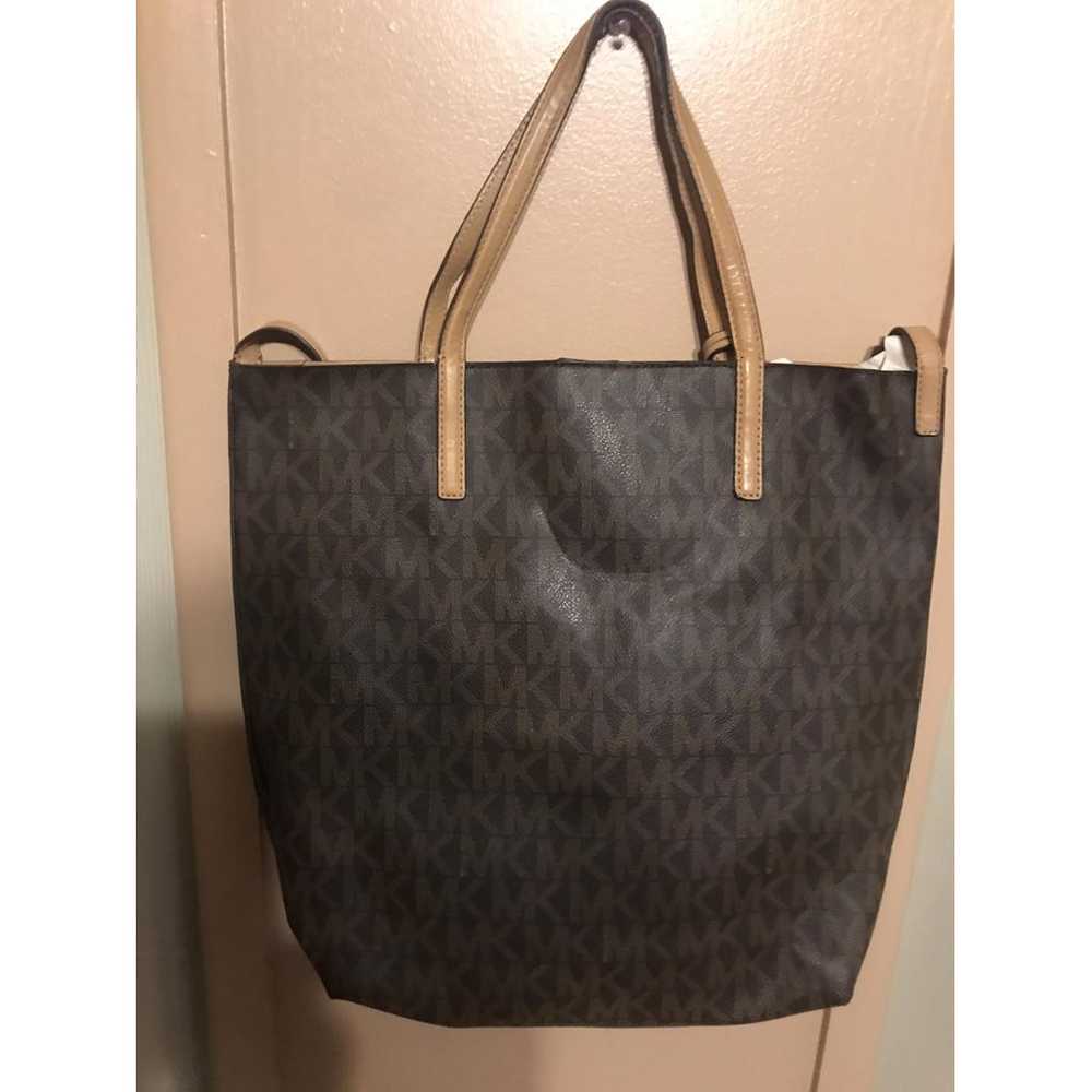 Michael Kors Leather tote - image 6