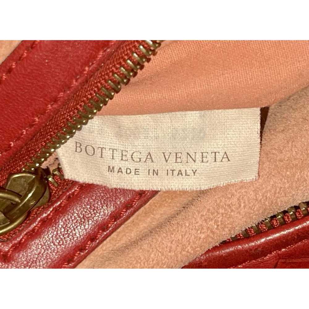 Bottega Veneta Montaigne leather handbag - image 9