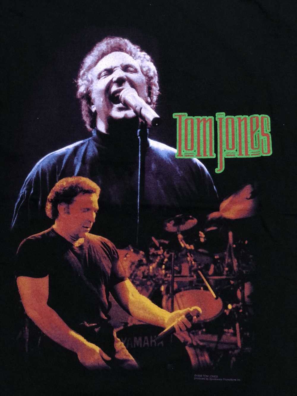 Vintage 1998 Tom Jones World Tour Tee - image 3