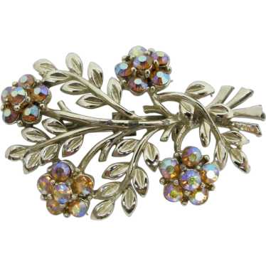 1950s Aurora Borealis Rhinestone Flower Brooch - image 1