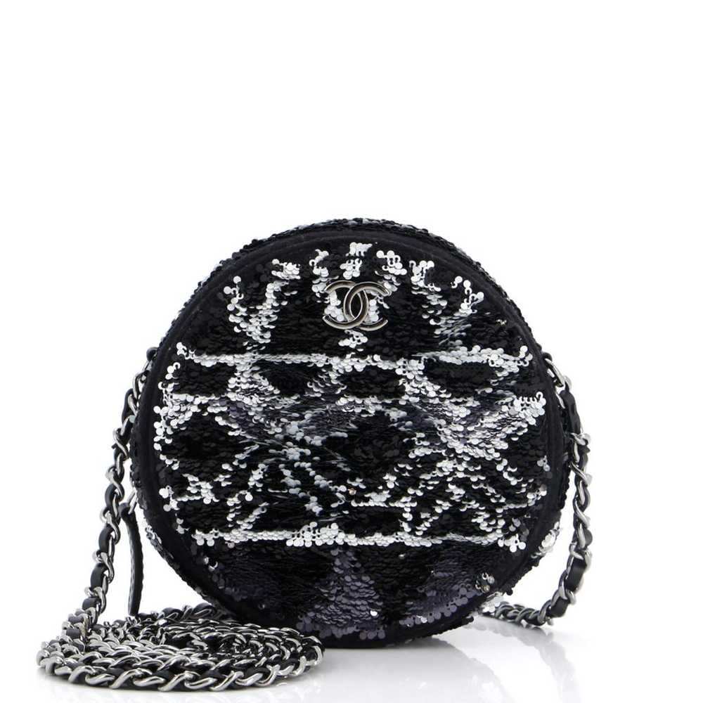 Chanel Cloth crossbody bag - image 1