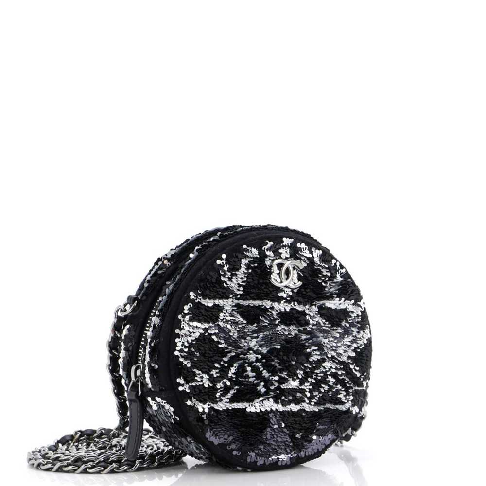 Chanel Cloth crossbody bag - image 3