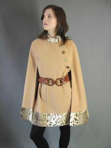 60s Cape 70s Vintage Mod Faux Cheetah Trim Camel … - image 1